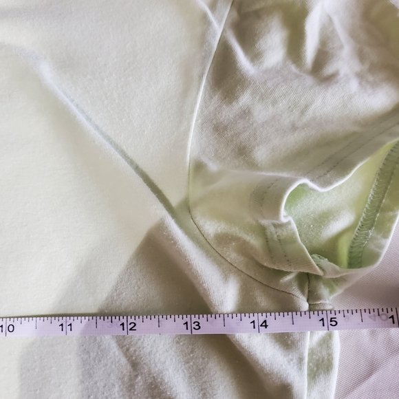 Abercrombie & Fitch Light Green Stretch Tee Medium - Picture 3 of 4